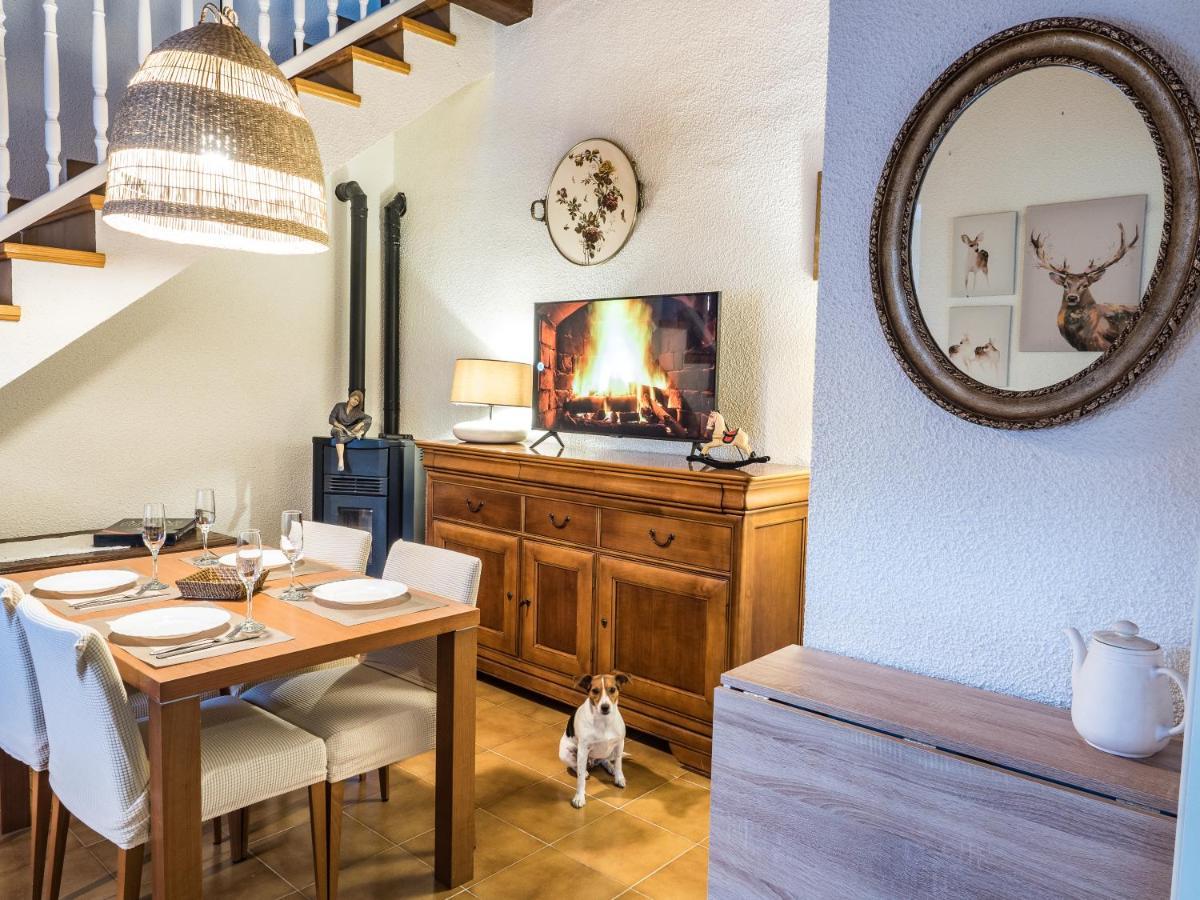 Acogedor Apartamento Entre Montanas Sant Corneli Bagian luar foto