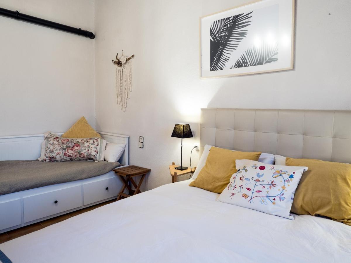 Acogedor Apartamento Entre Montanas Sant Corneli Bagian luar foto